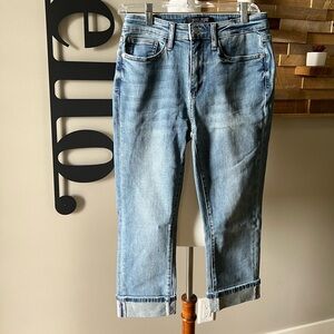 Judy Blue skinny fit capri - never worn